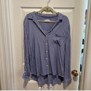 Francesca’s blue blouse button up